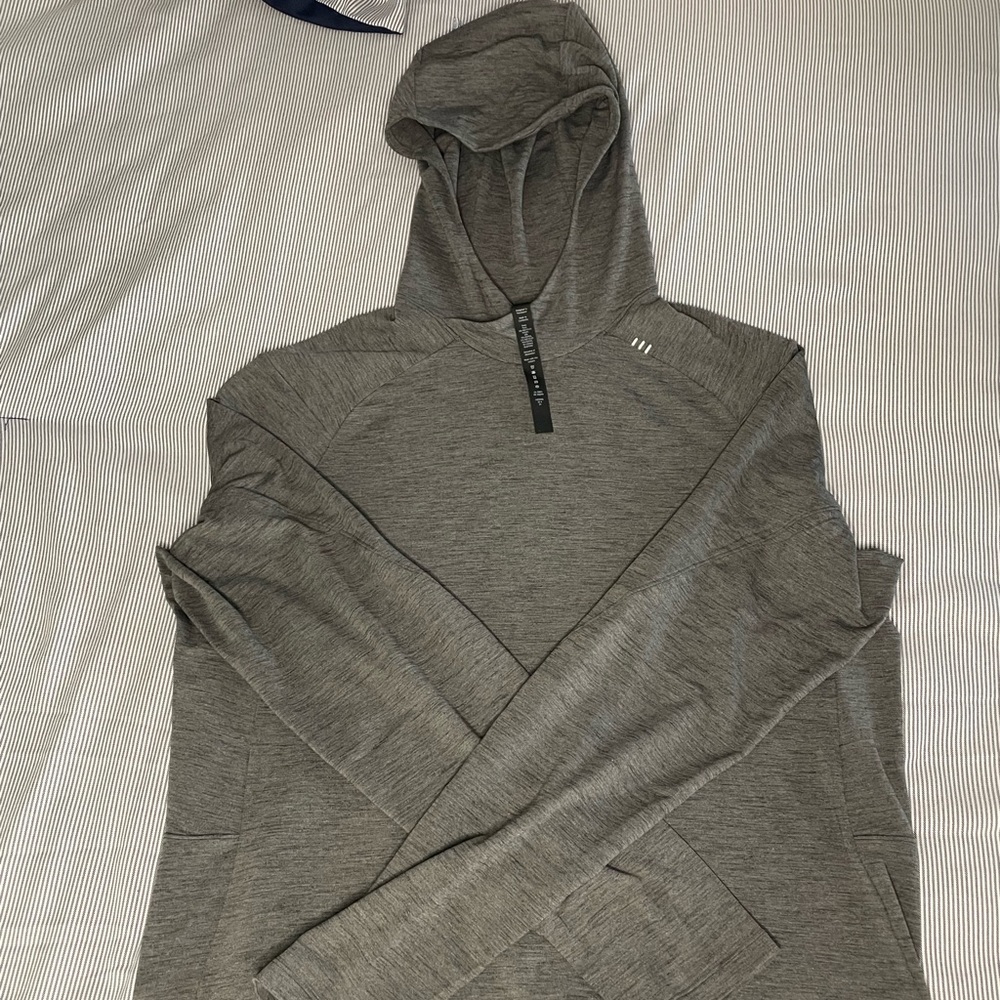 Men’s Lululemon Surge Warm Hoodie - size XL